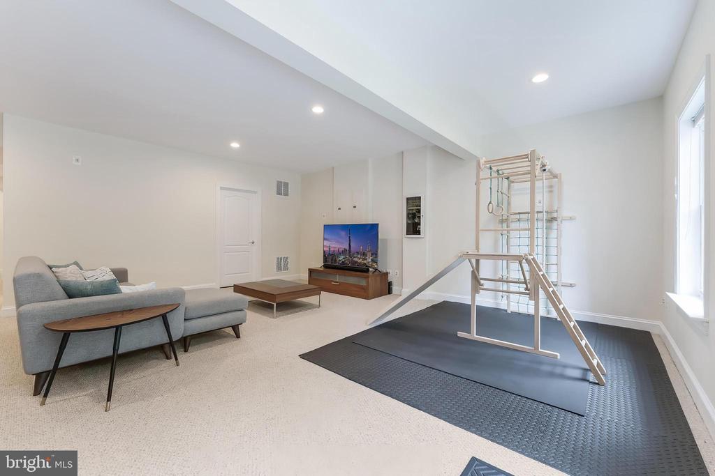 43600 Habitat Cir