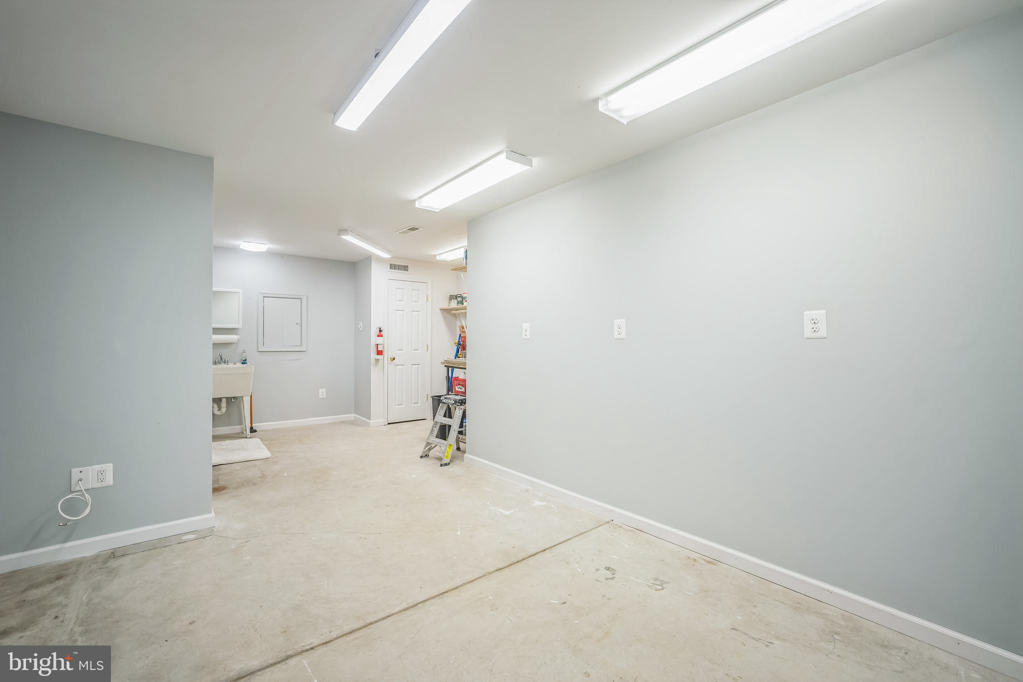 35540 COLLINGTON DRIVE