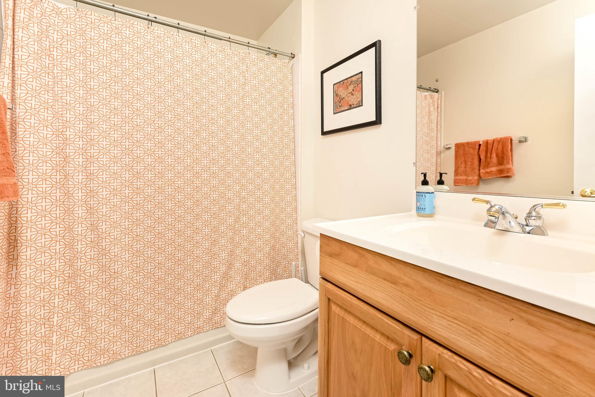 829 VALEMOUNT TERRACE NE