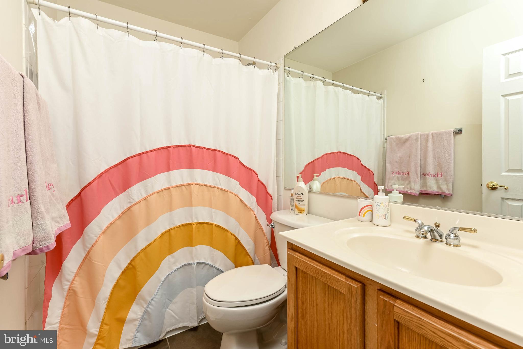 829 VALEMOUNT TERRACE NE