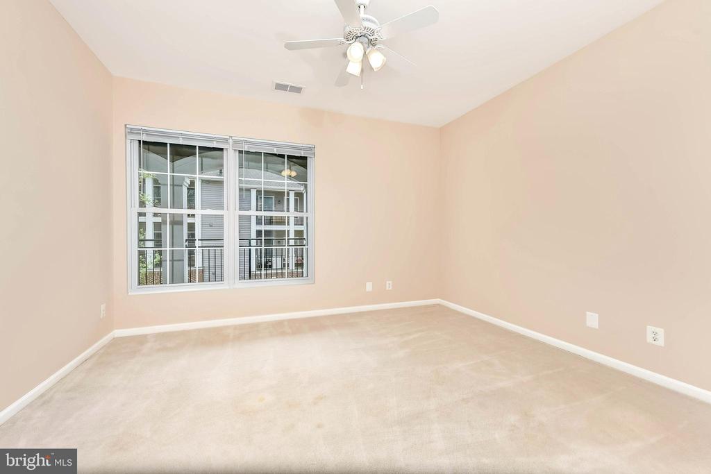 46588 DRYSDALE TERRACE 302