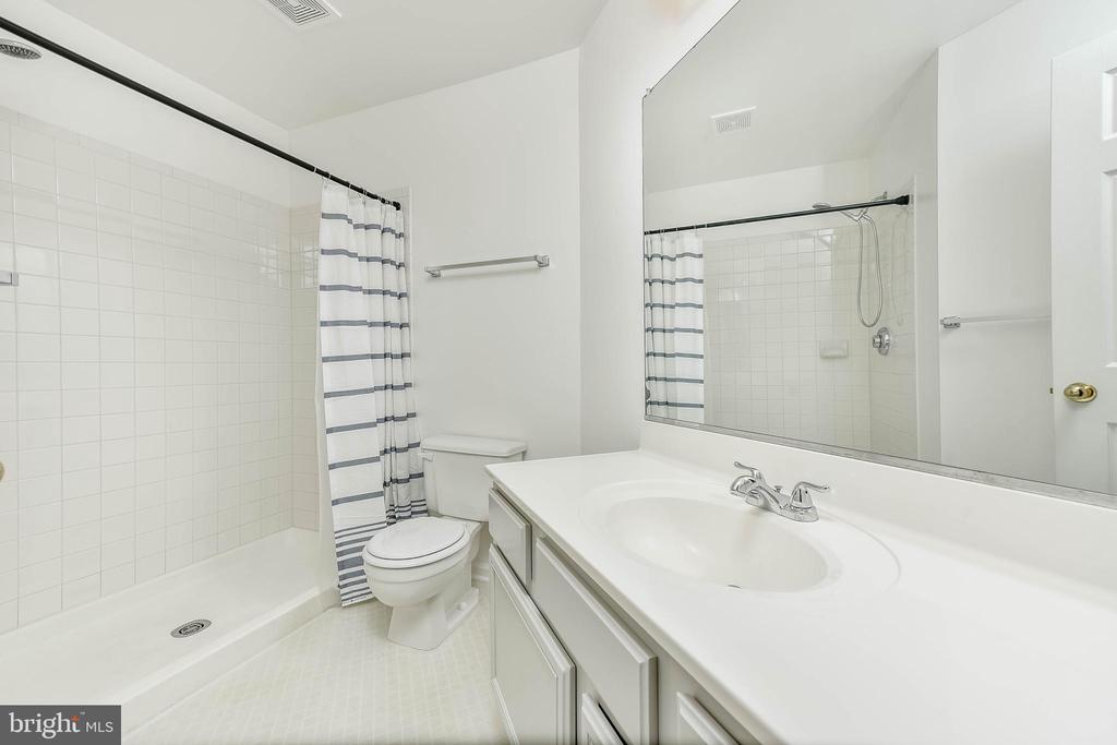 46588 DRYSDALE TERRACE 302