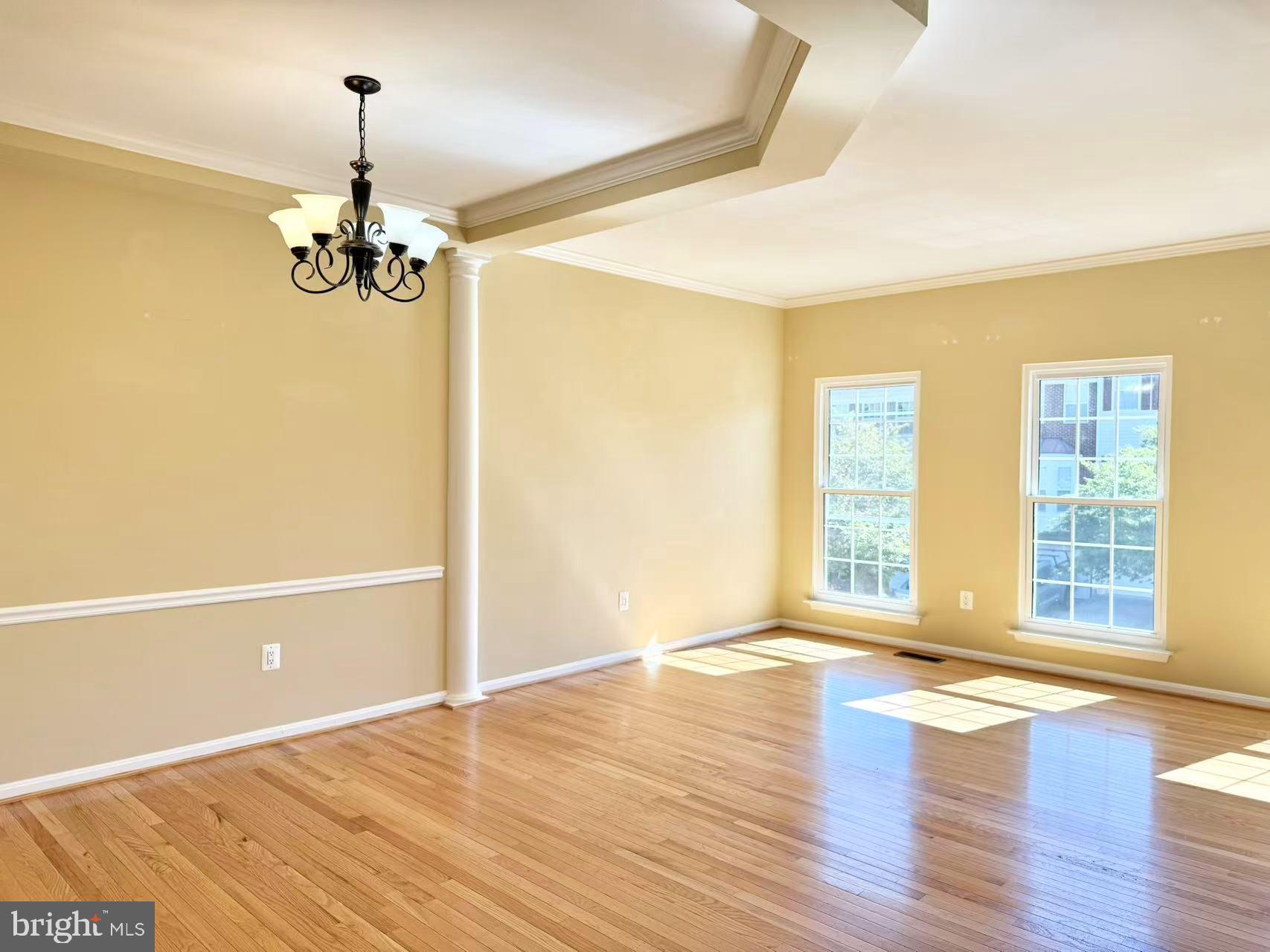 18489 SIERRA SPRINGS SQUARE