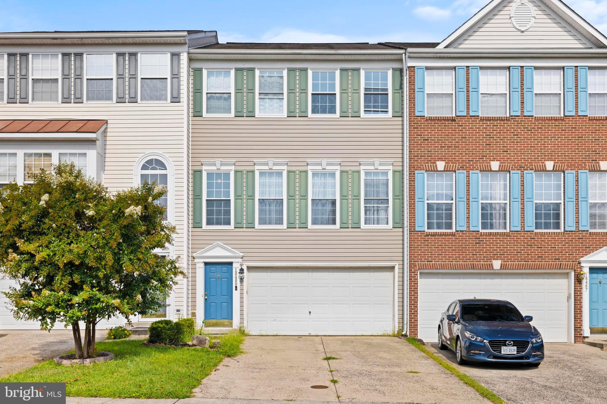 18489 SIERRA SPRINGS SQUARE