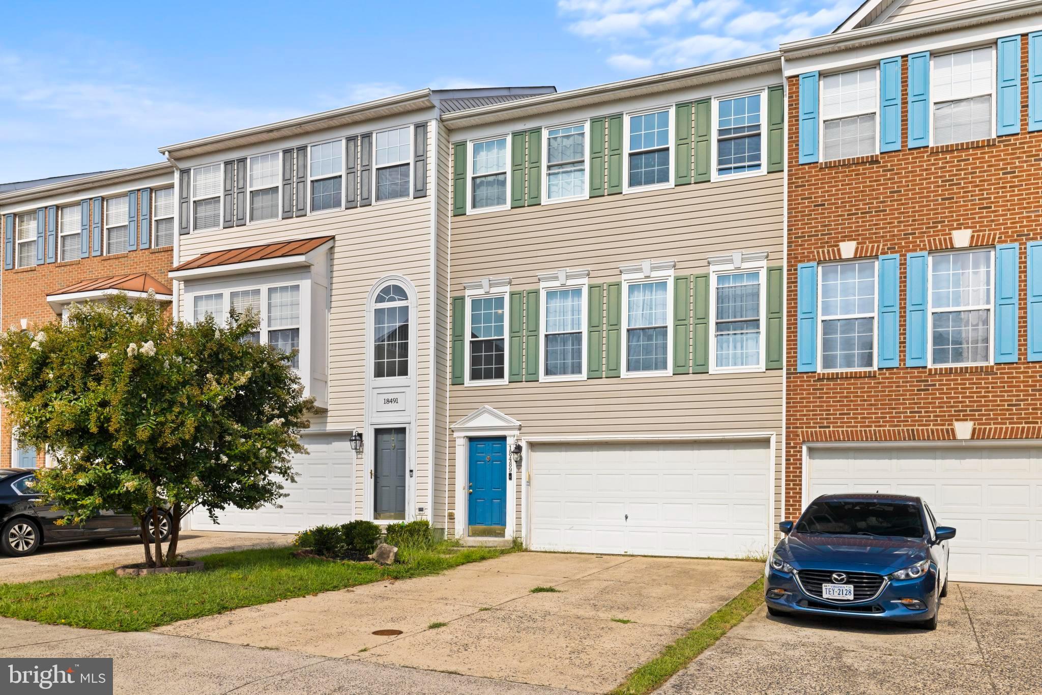 18489 SIERRA SPRINGS SQUARE