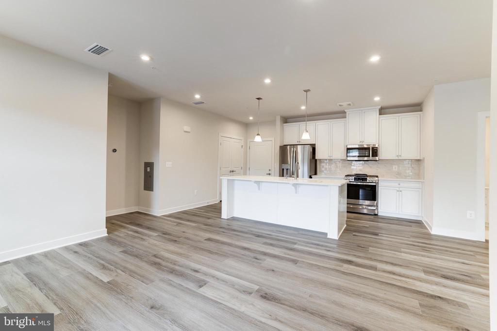 46270 MOUNT ALLEN TERRACE 403