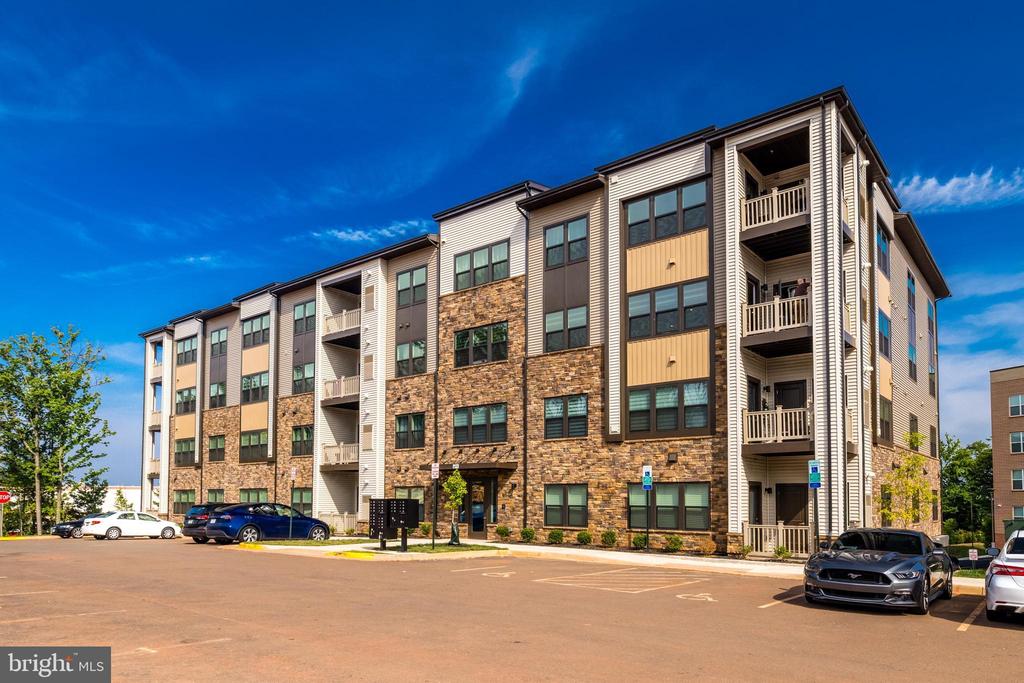 46270 MOUNT ALLEN TERRACE 403
