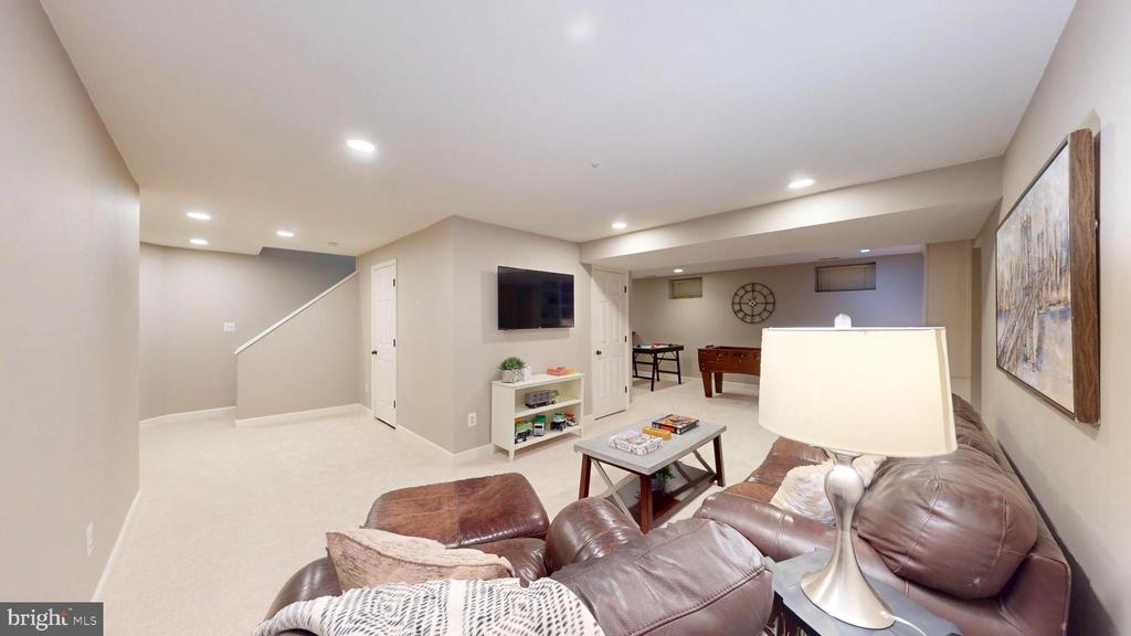126 LAKE DRIVE
