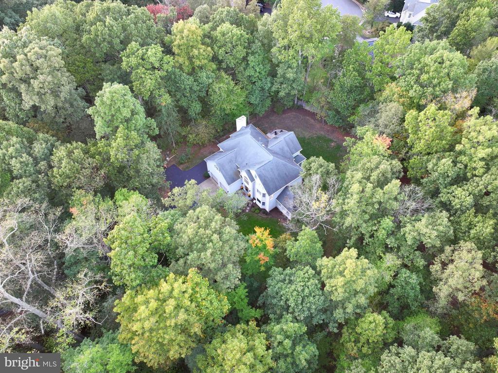 126 LAKE DRIVE