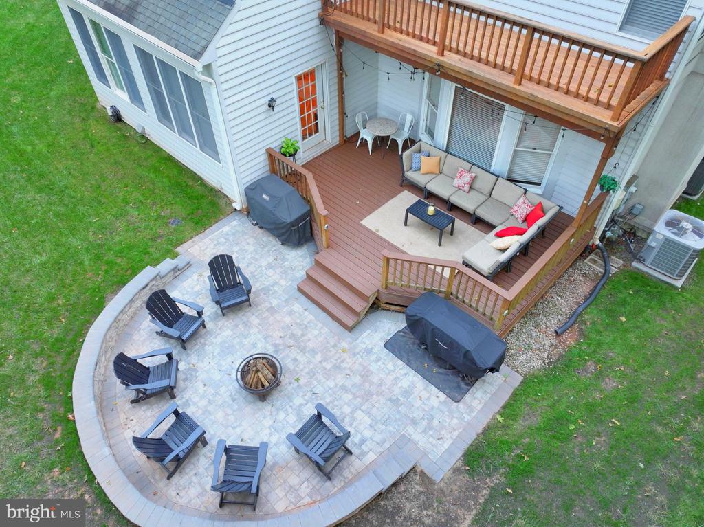 126 LAKE DRIVE