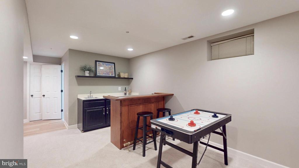 126 LAKE DRIVE