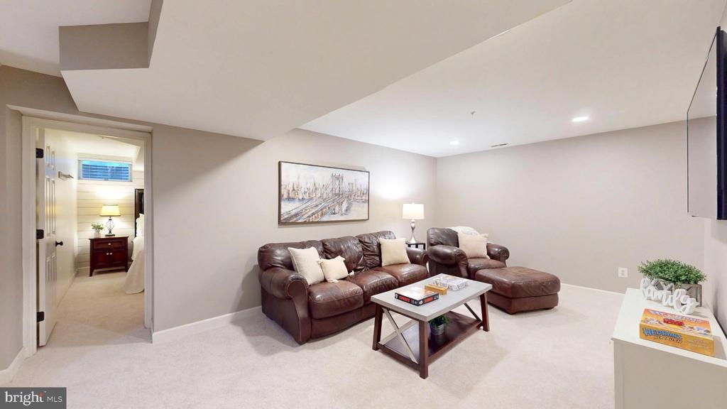 126 LAKE DRIVE