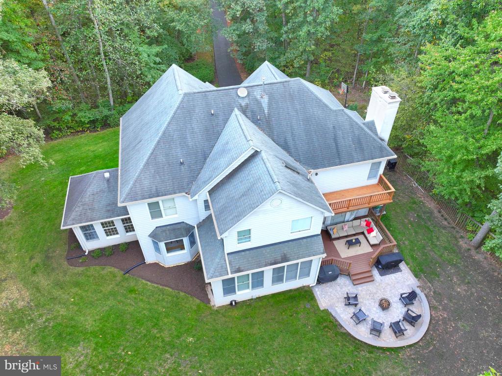 126 LAKE DRIVE