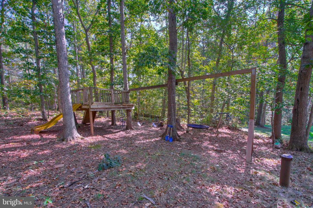 126 LAKE DRIVE
