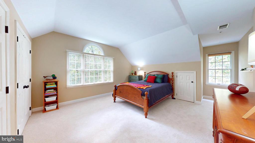 126 LAKE DRIVE