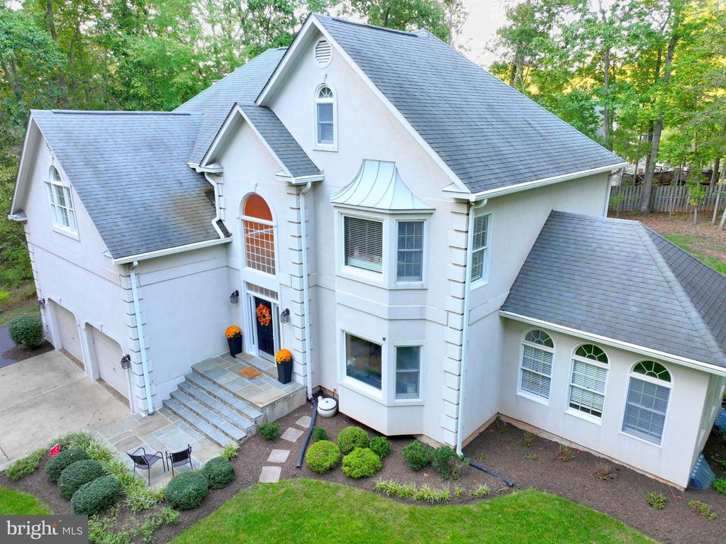 126 LAKE DRIVE
