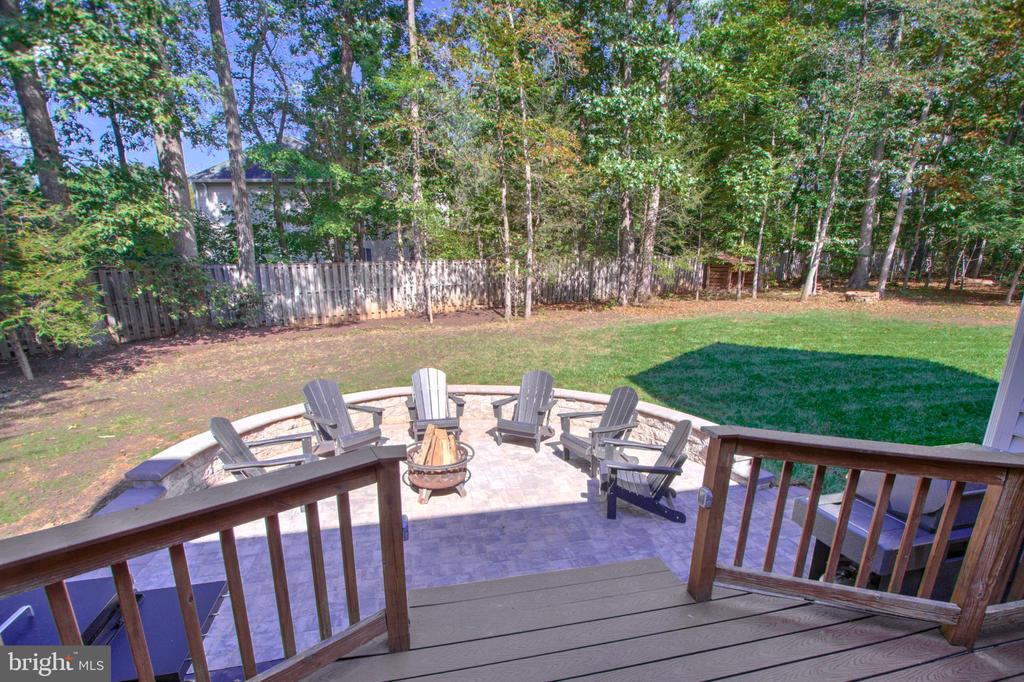126 LAKE DRIVE