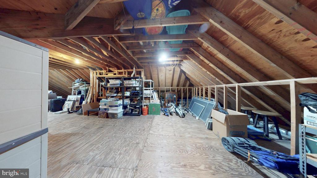 126 LAKE DRIVE