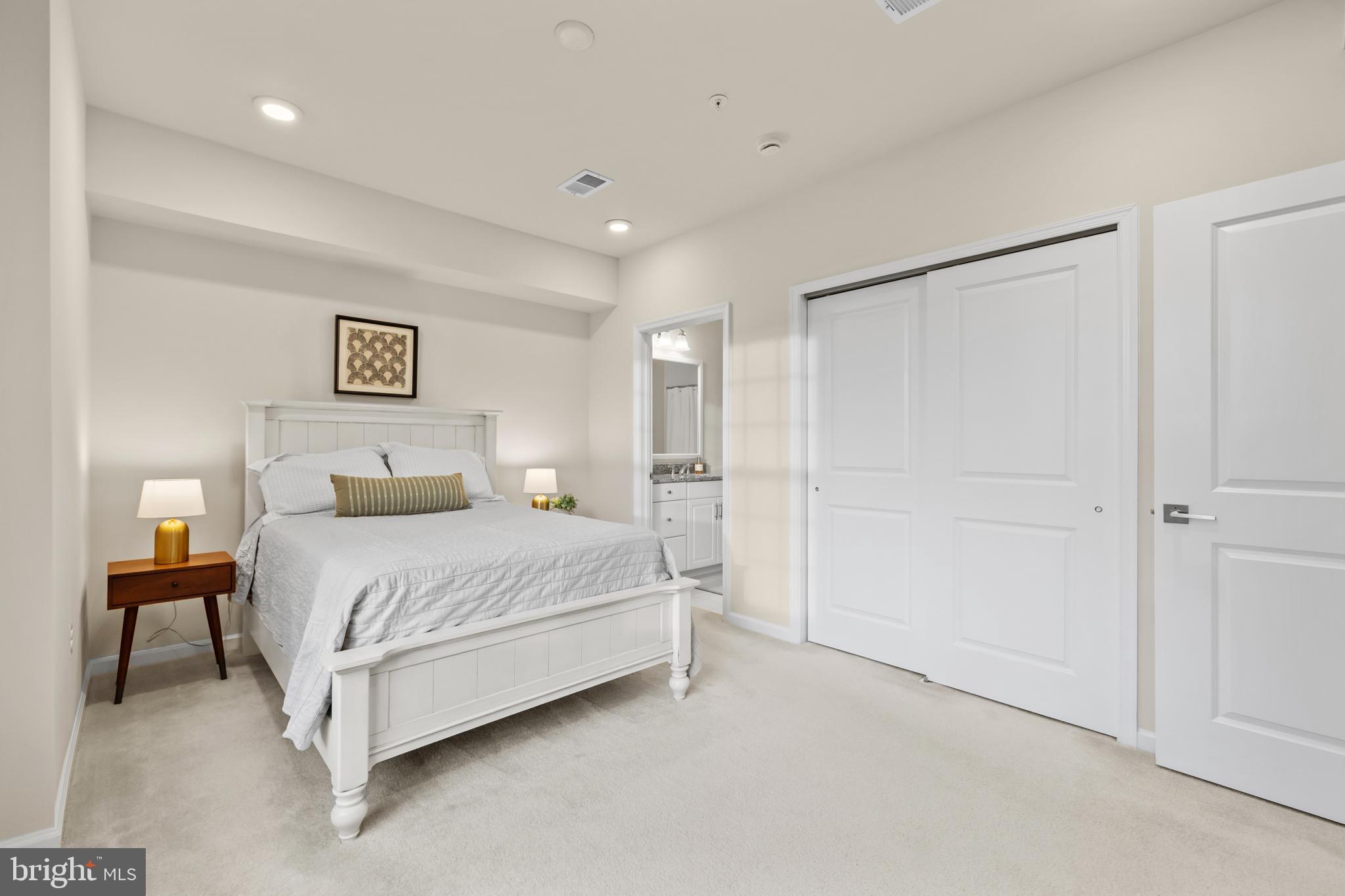 23271 SOUTHDOWN MANOR TERRACE 108