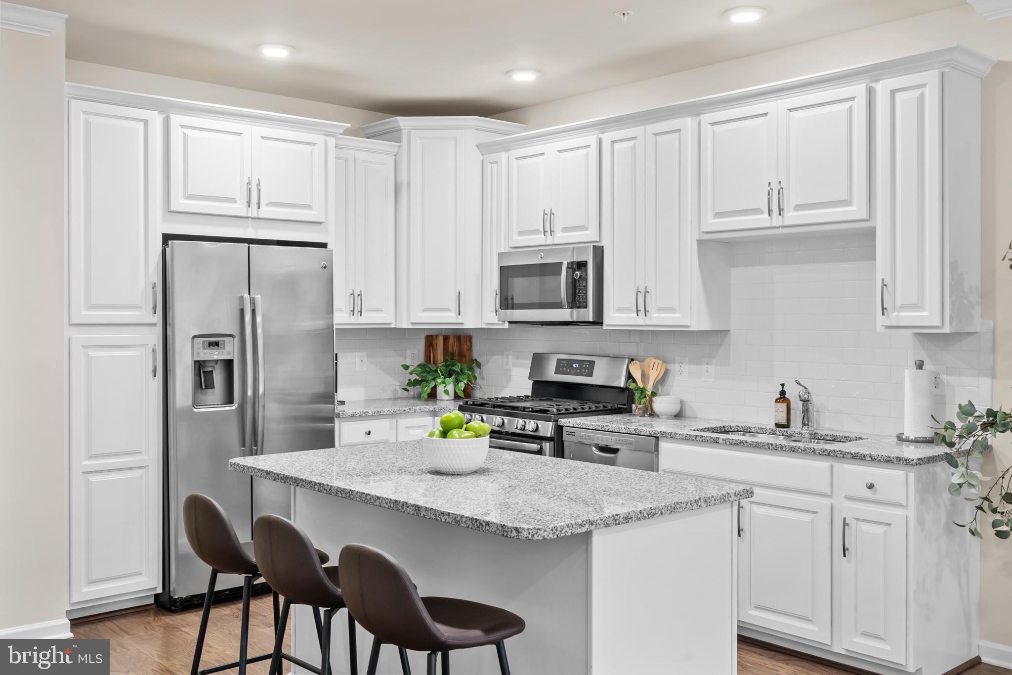 23271 SOUTHDOWN MANOR TERRACE 108