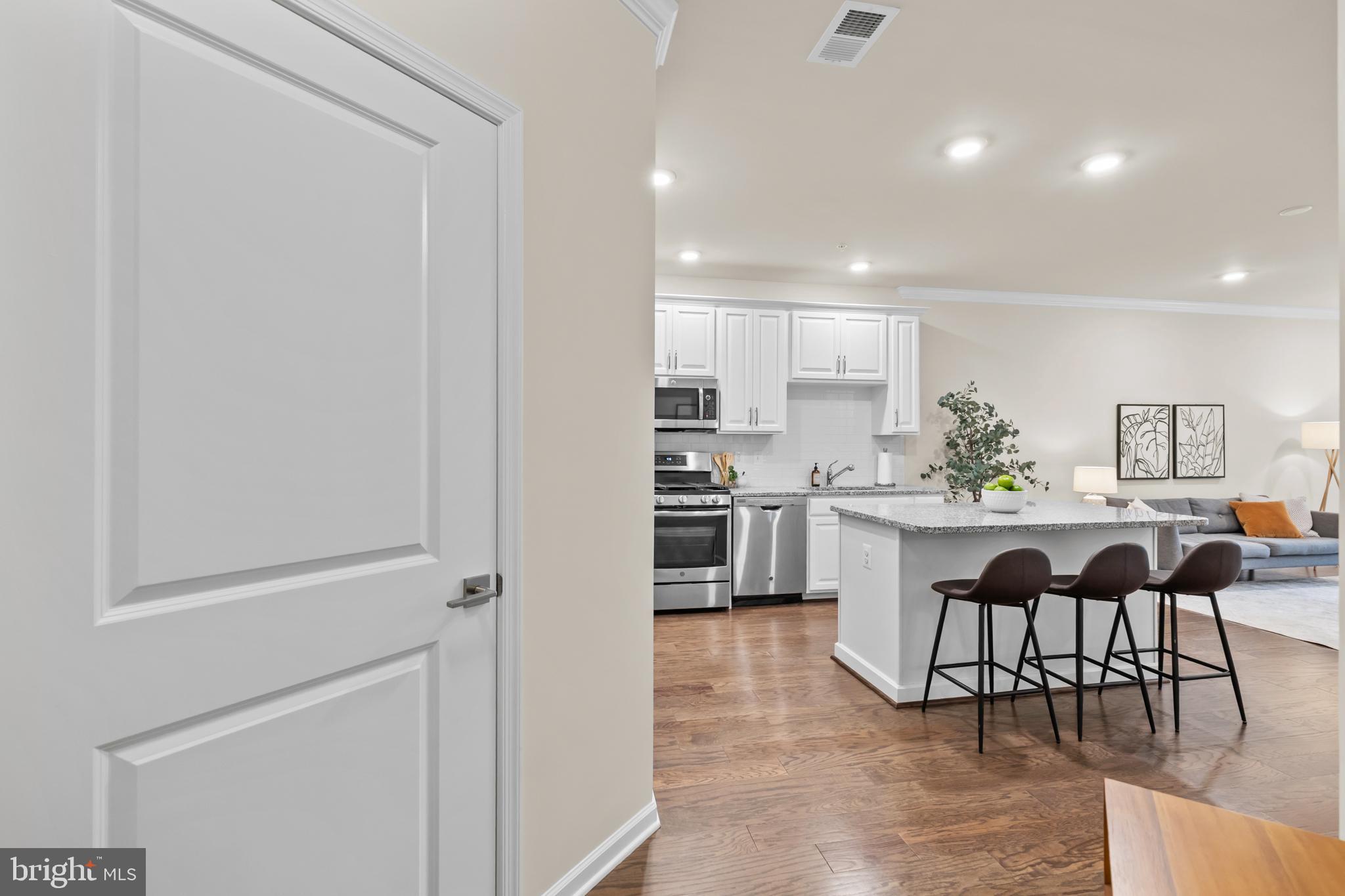 23271 SOUTHDOWN MANOR TERRACE 108