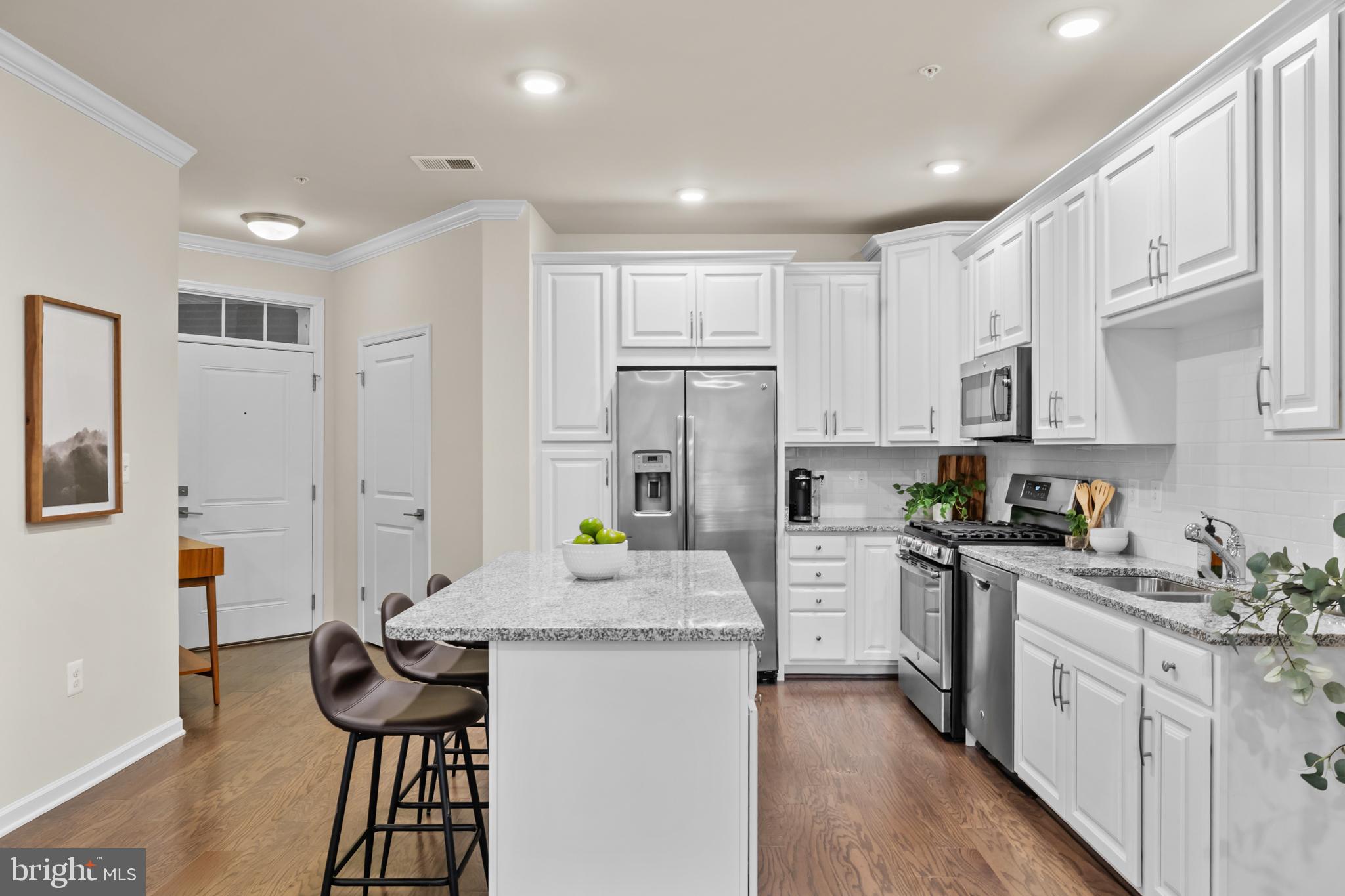 23271 SOUTHDOWN MANOR TERRACE 108