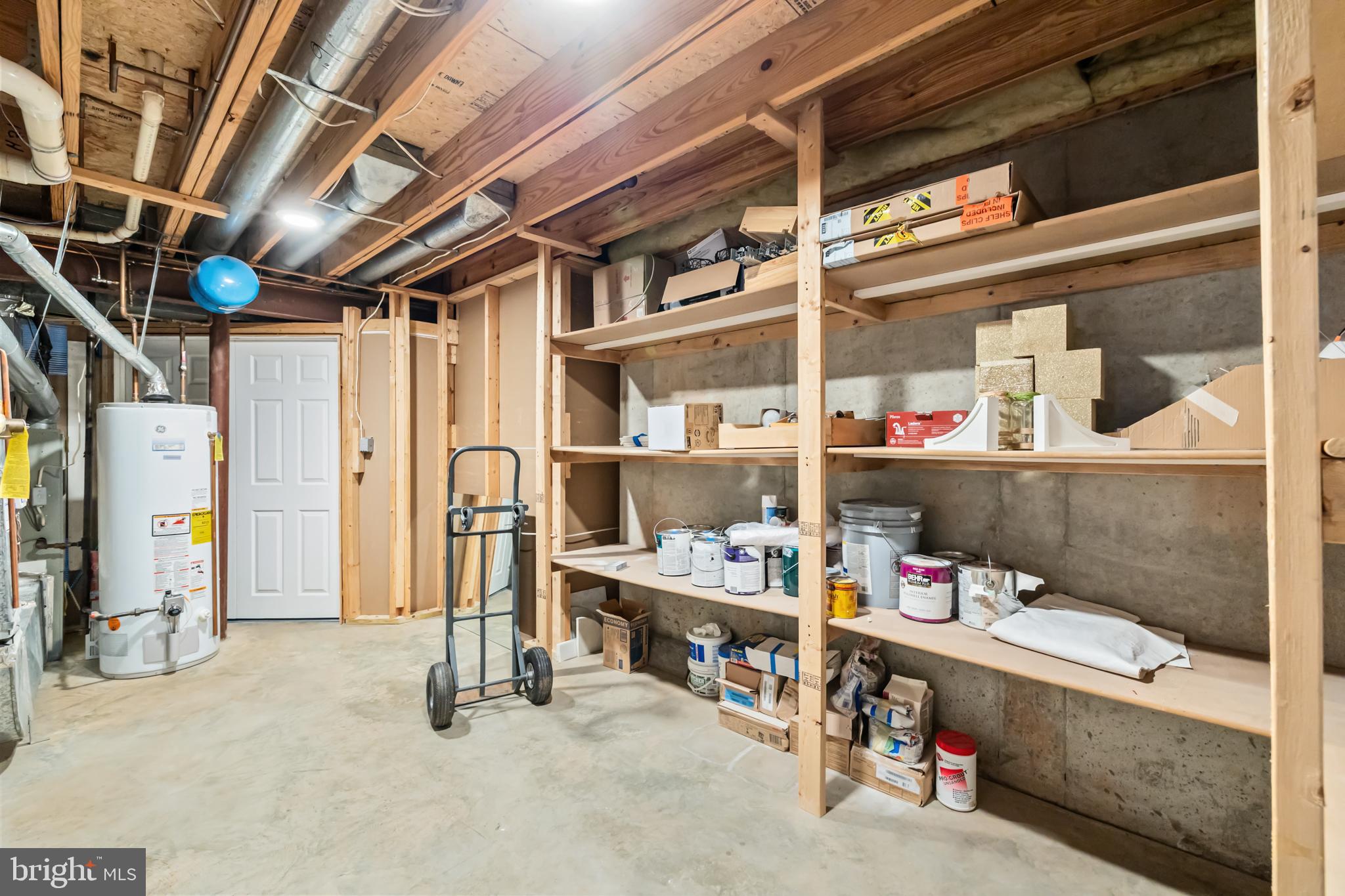 46564 HAMPSHIRE STATION