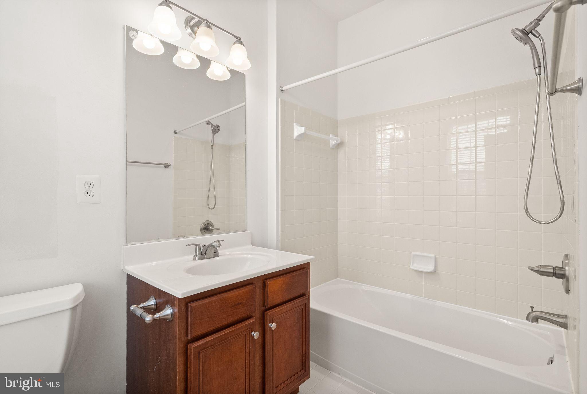 19296 CREEK FIELD CIRCLE