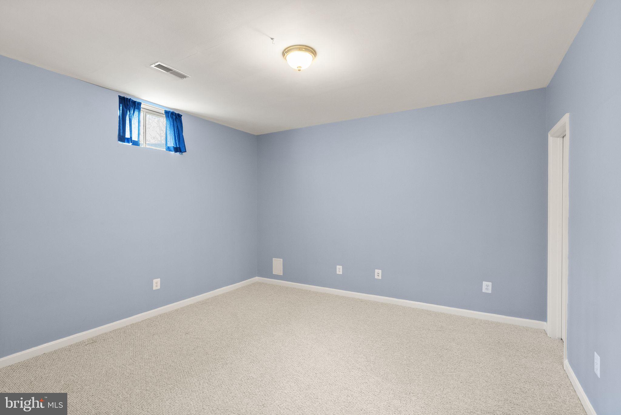 19296 CREEK FIELD CIRCLE