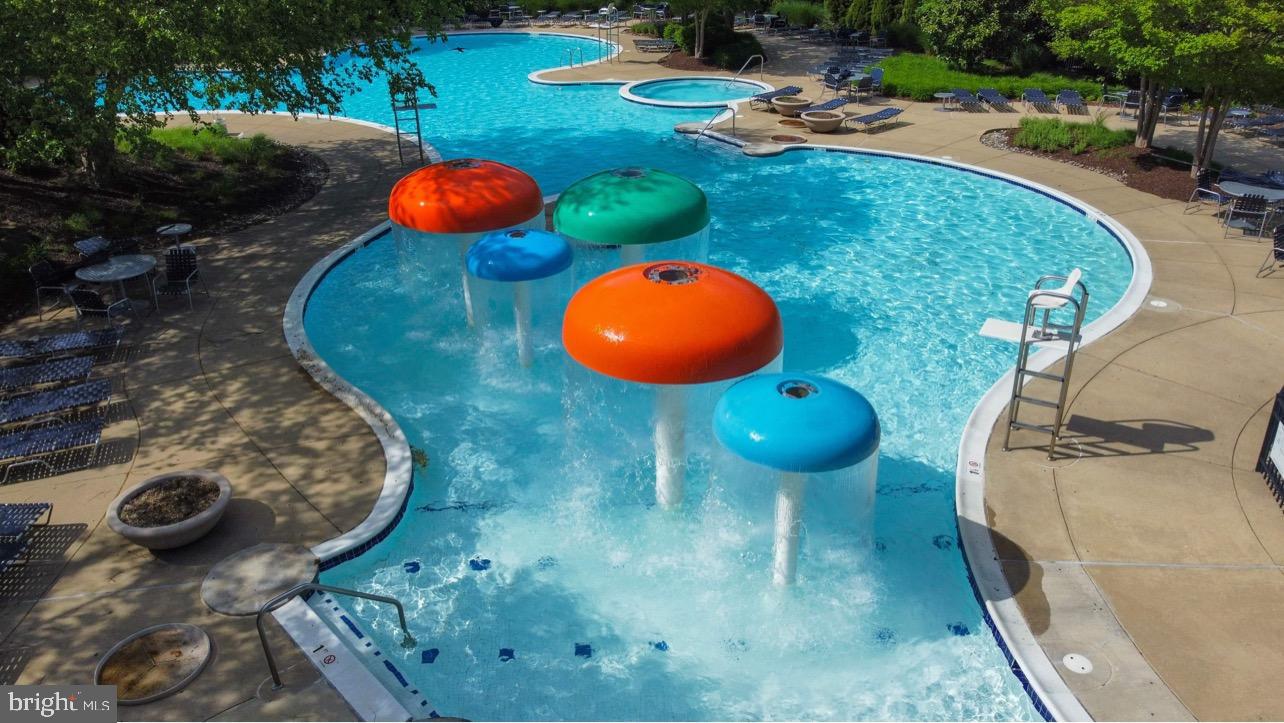 19296 CREEK FIELD CIRCLE