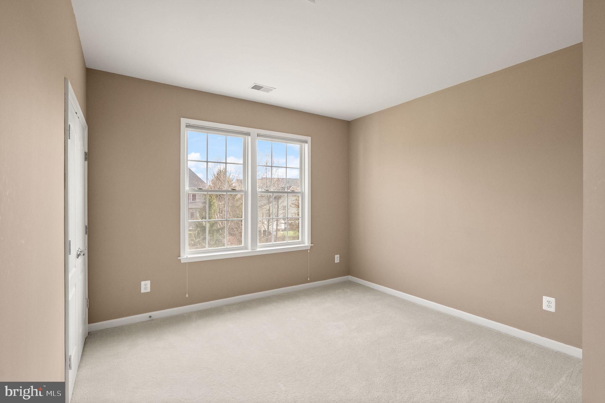 19296 CREEK FIELD CIRCLE