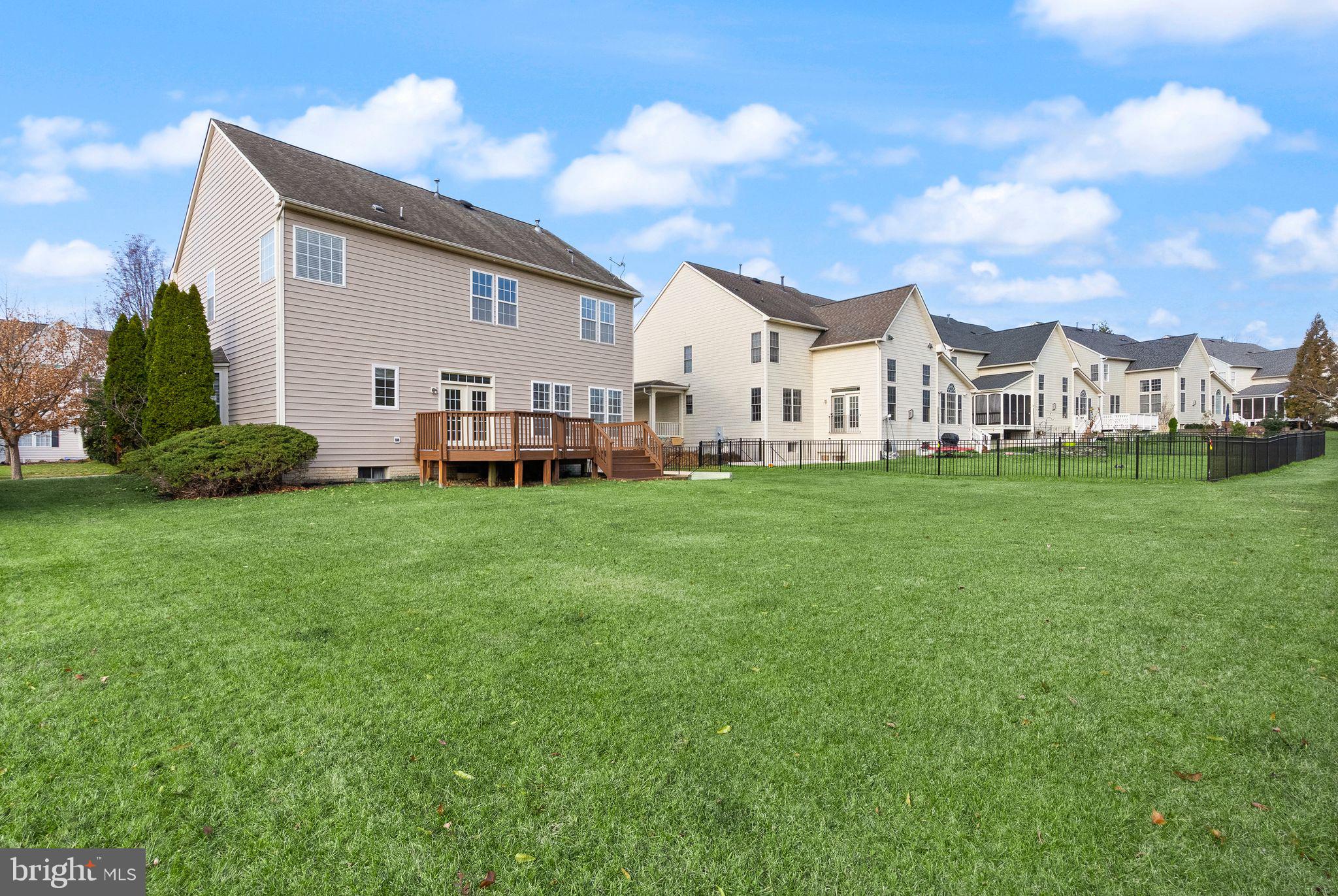 19296 CREEK FIELD CIRCLE