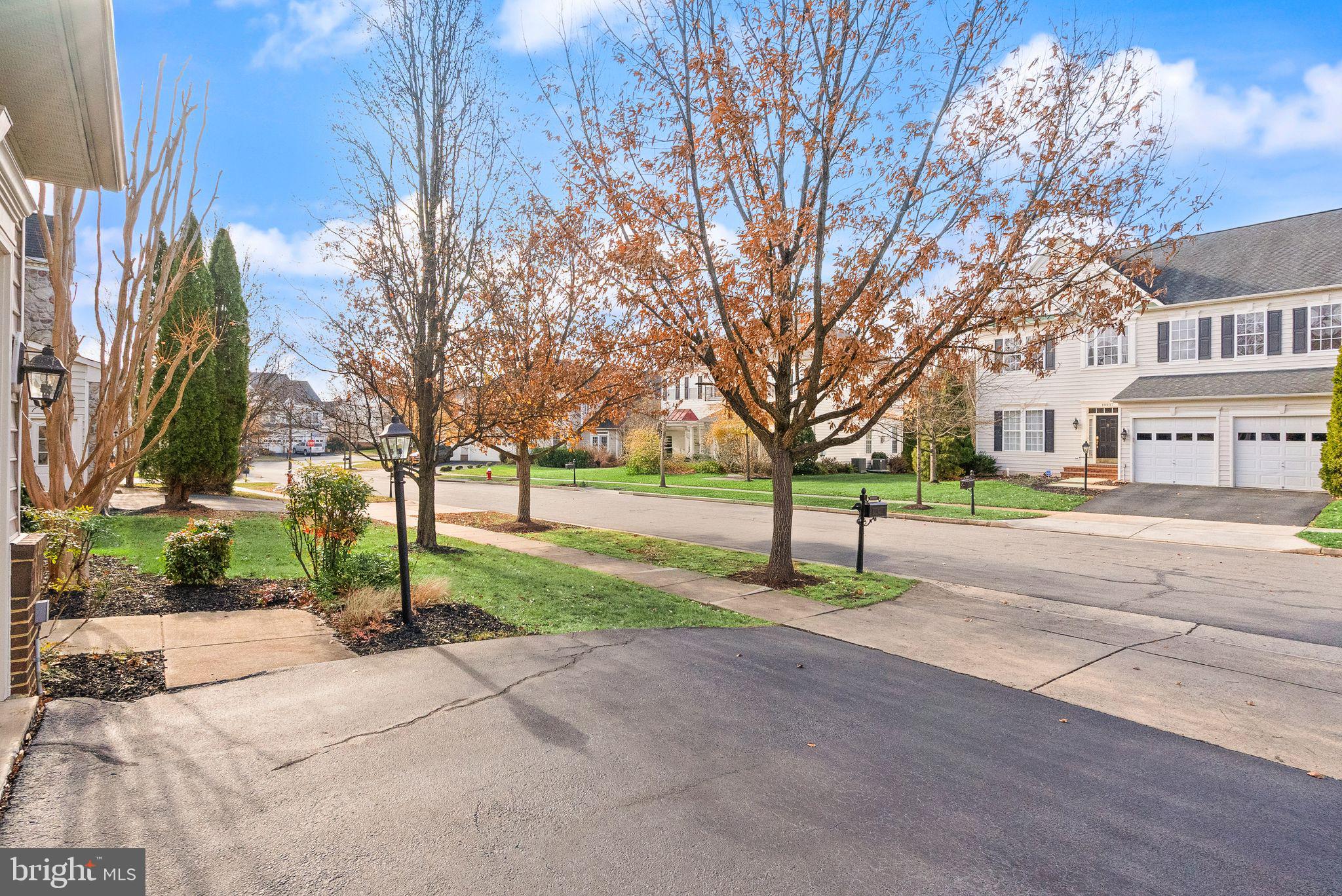 19296 CREEK FIELD CIRCLE