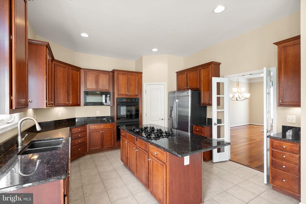 19296 CREEK FIELD CIRCLE
