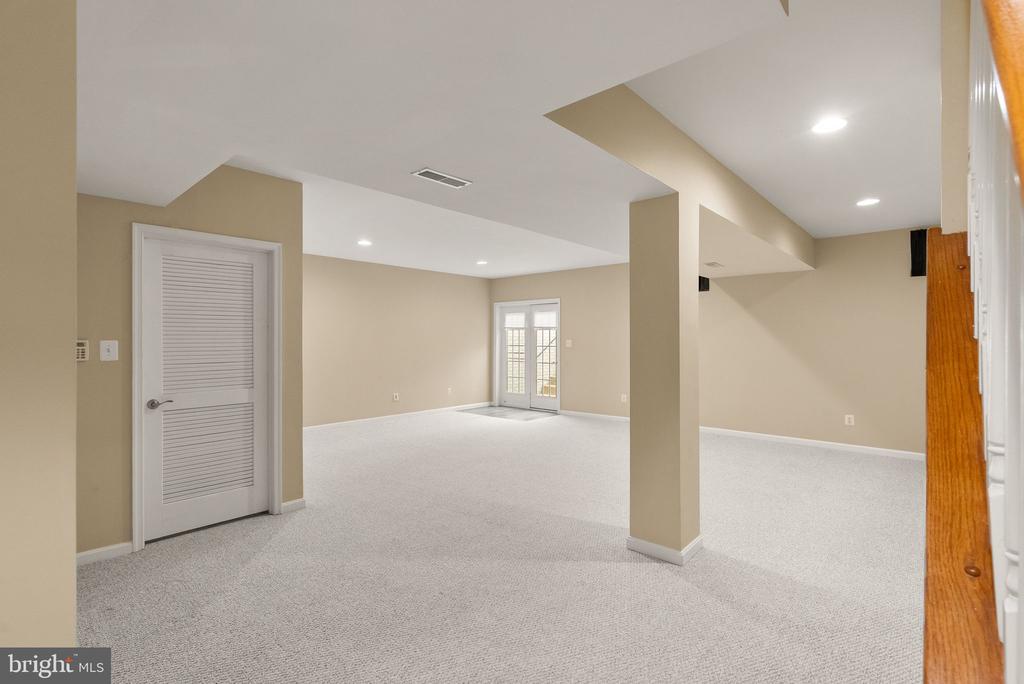 19296 CREEK FIELD CIRCLE