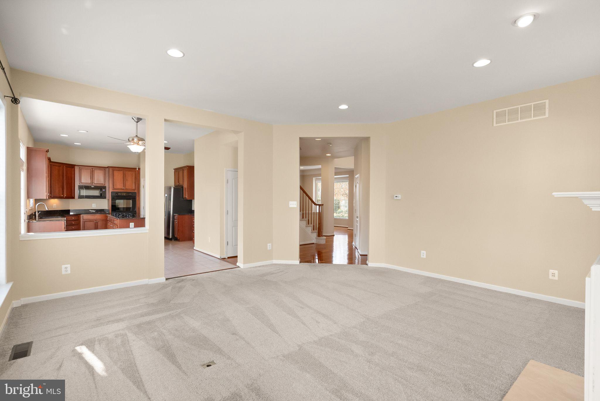 19296 CREEK FIELD CIRCLE