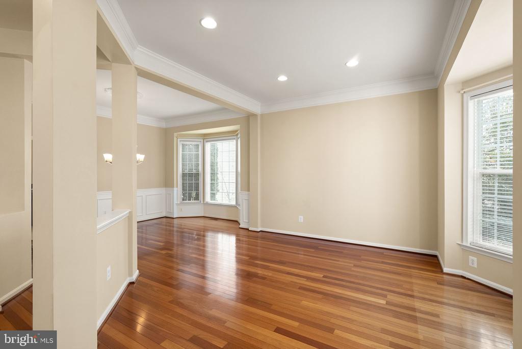19296 CREEK FIELD CIRCLE