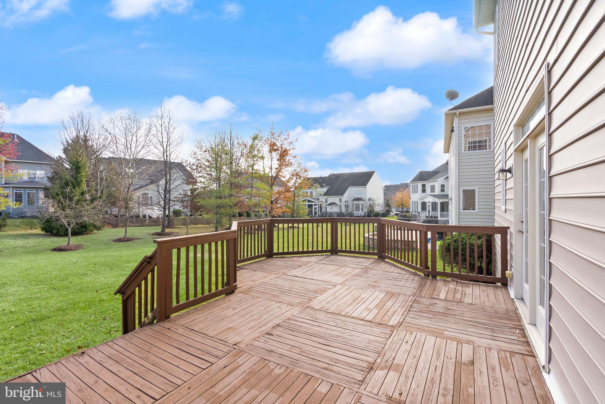 19296 CREEK FIELD CIRCLE