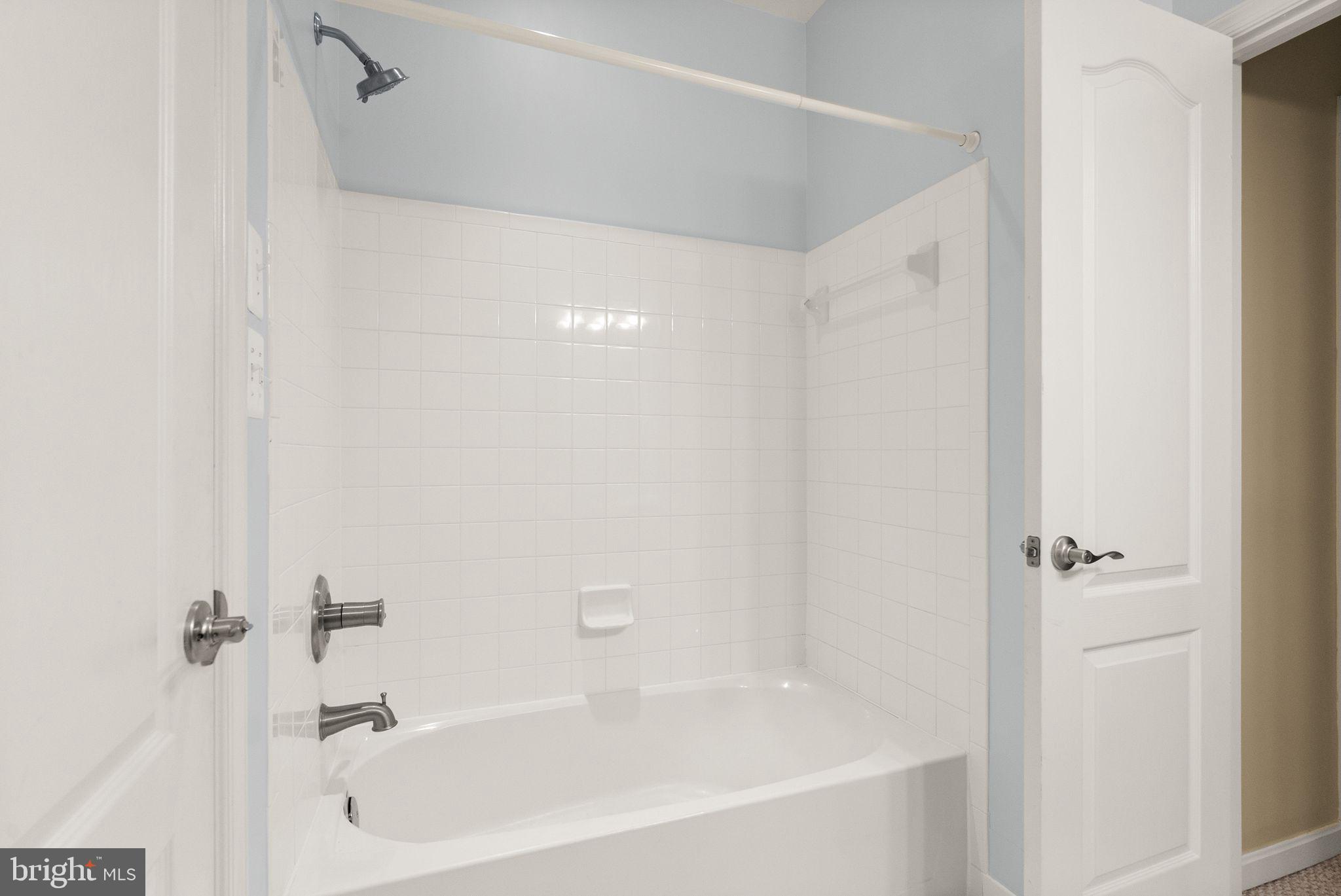 19296 CREEK FIELD CIRCLE