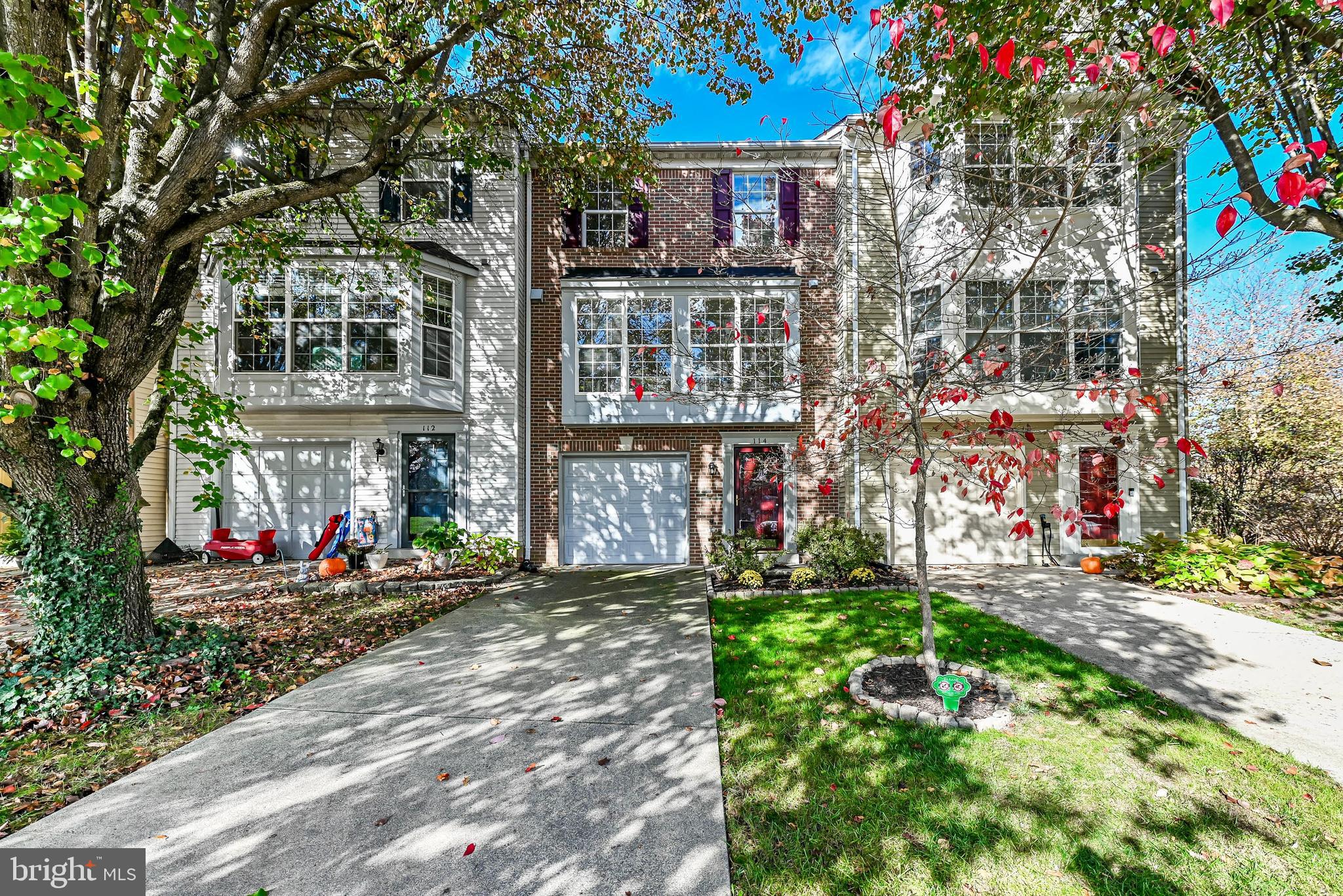 114 HAMPSHIRE SQUARE SW