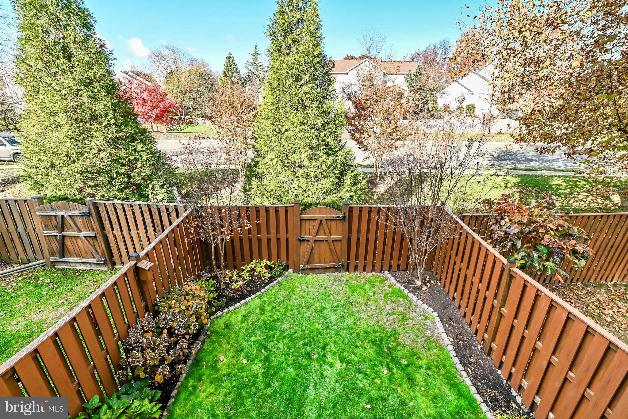 114 HAMPSHIRE SQUARE SW