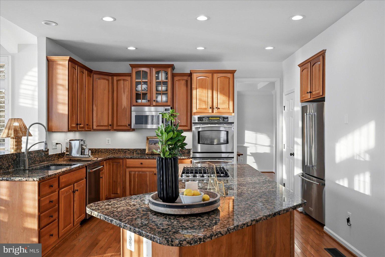 17301 VANNES COURT