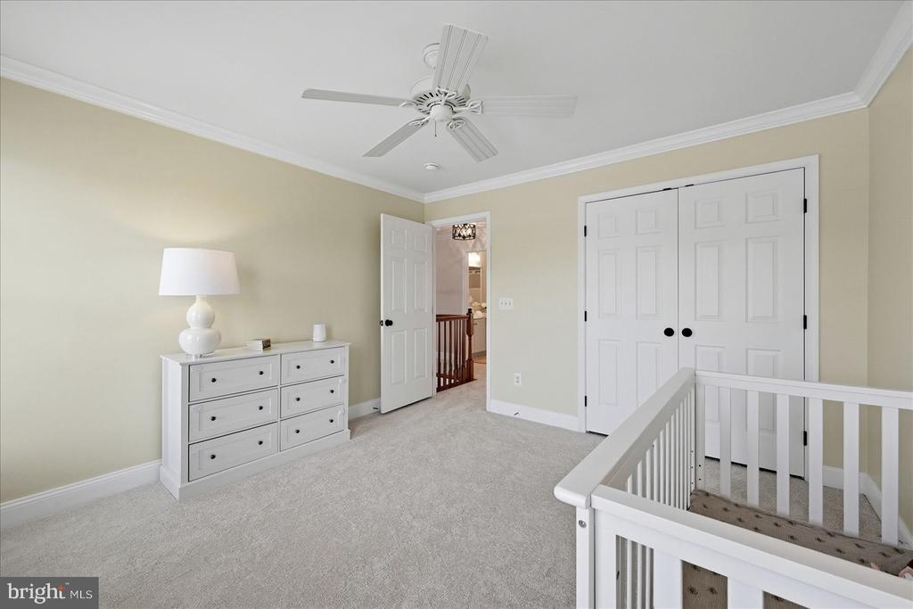 17301 VANNES COURT