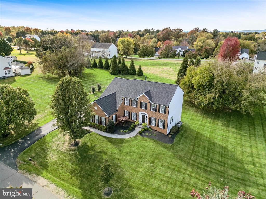 17301 VANNES COURT