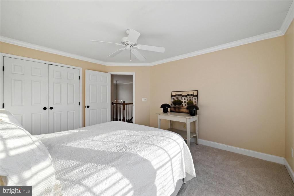 17301 VANNES COURT