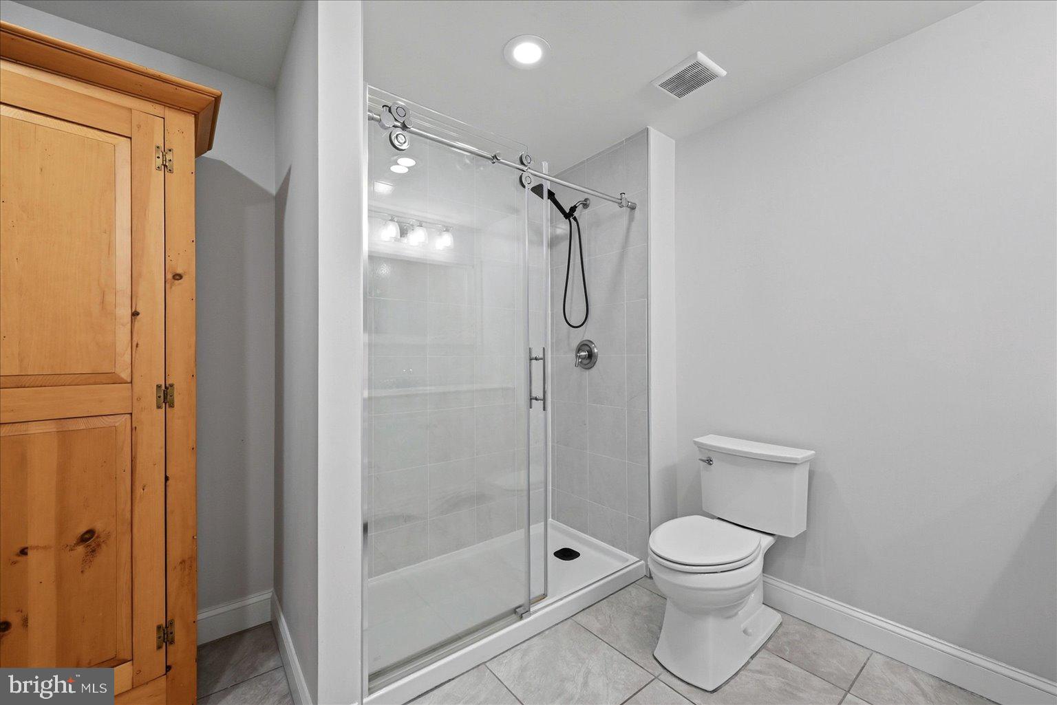 17301 VANNES COURT
