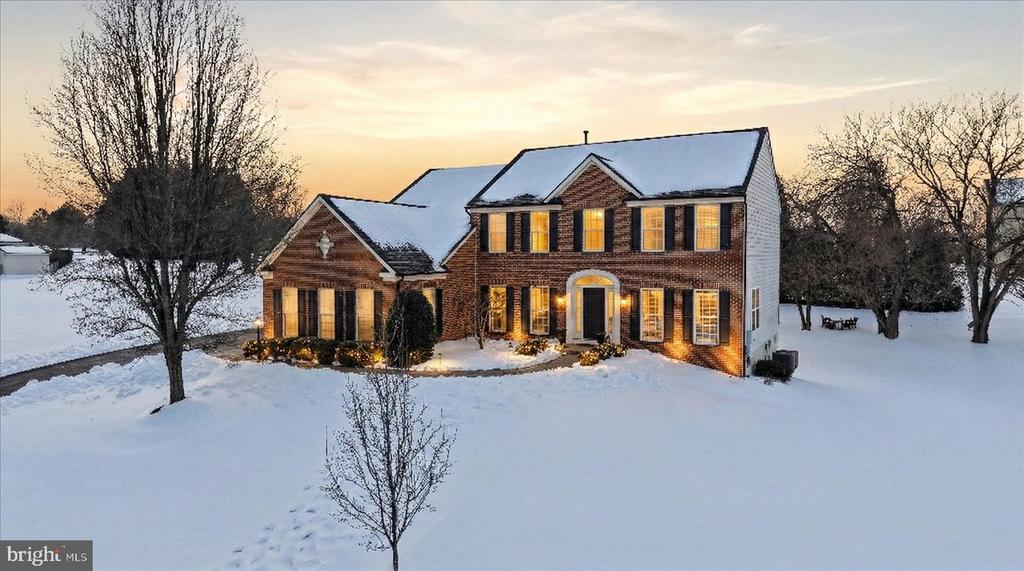 17301 VANNES COURT