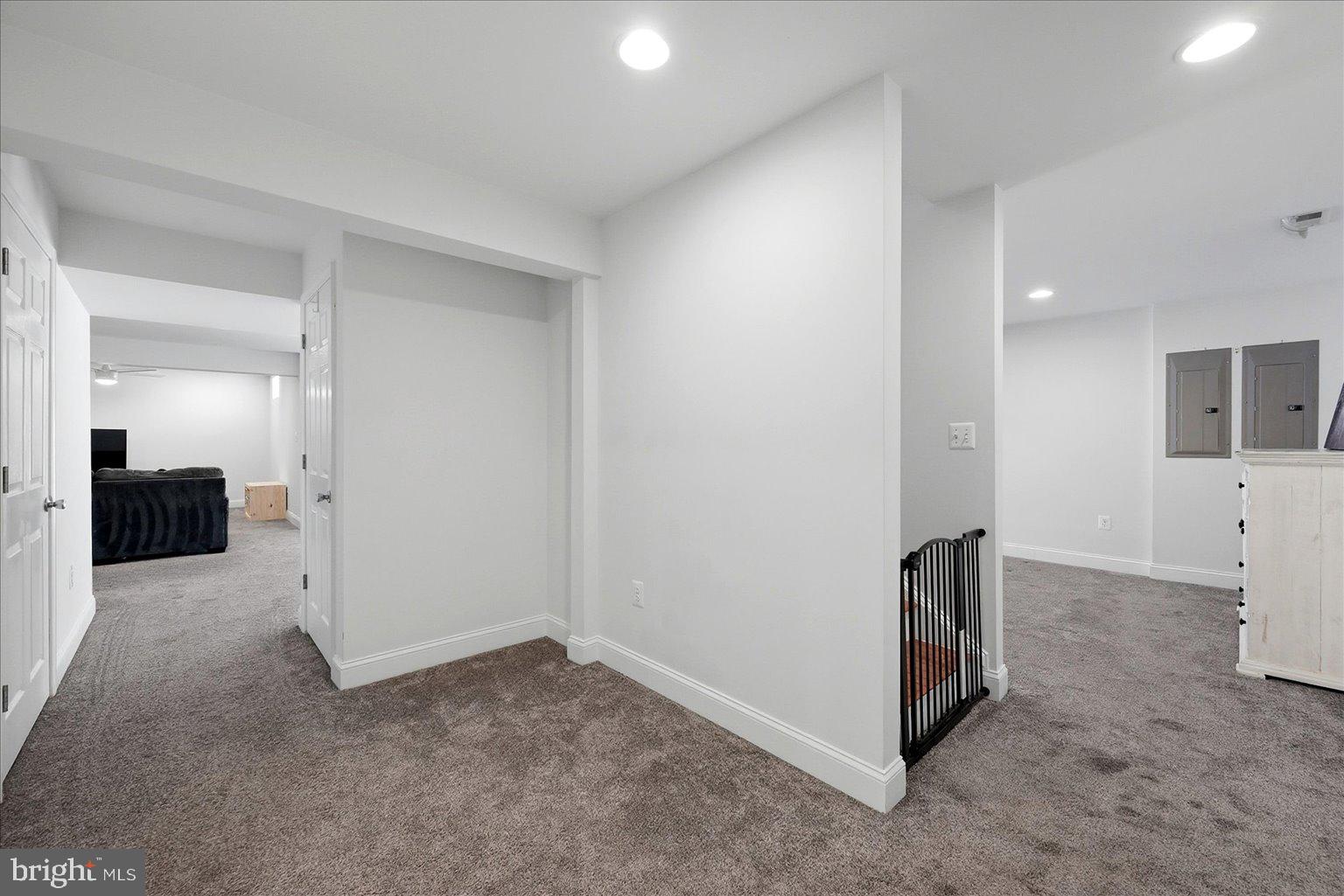 17301 VANNES COURT