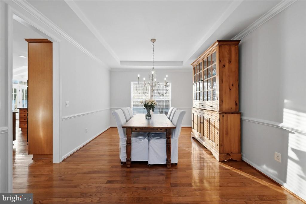 17301 VANNES COURT