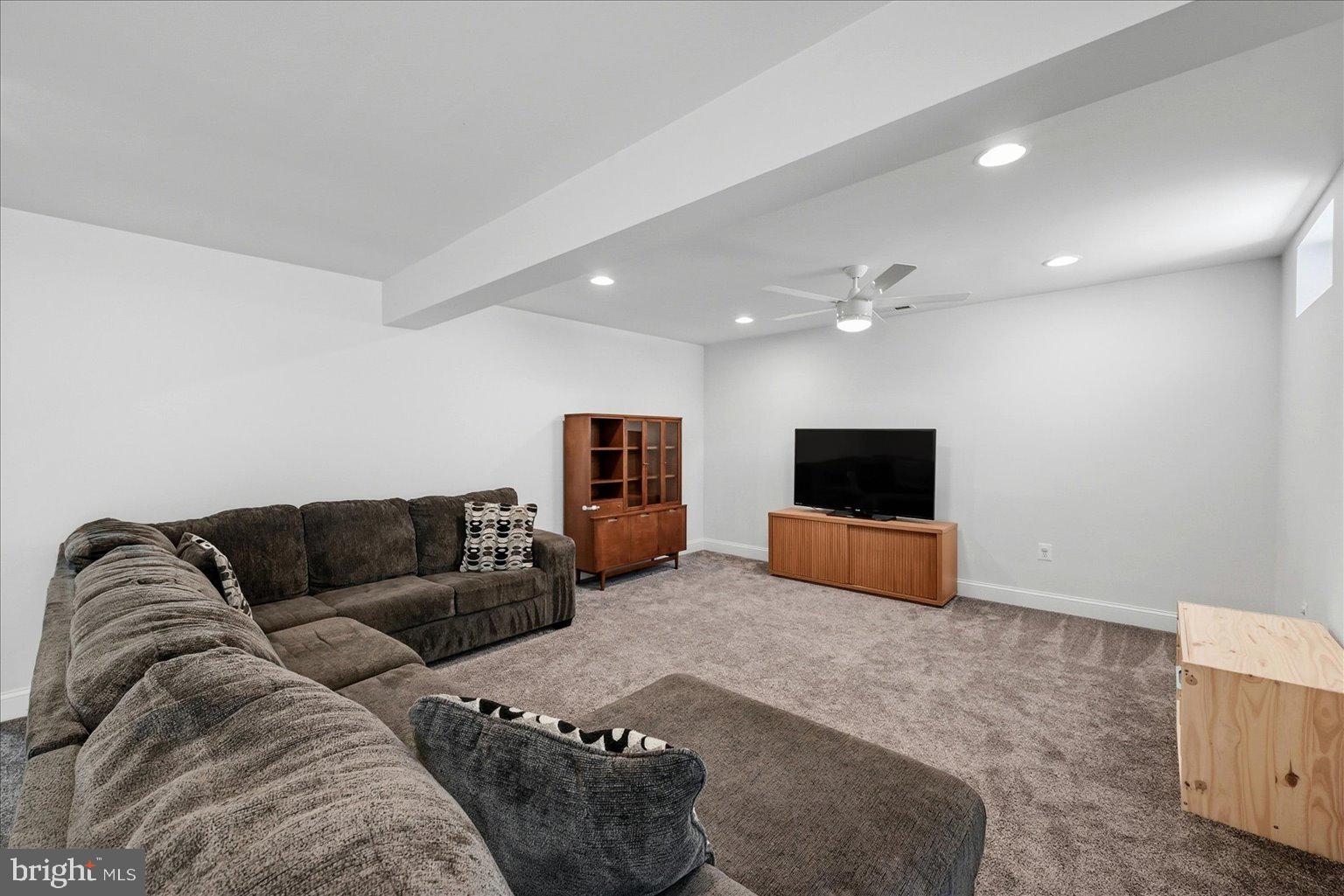 17301 VANNES COURT